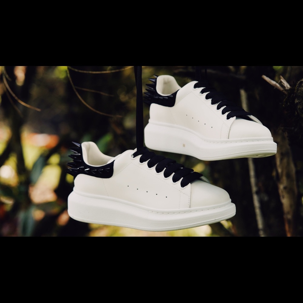 Alexander McQueen Leather spiked Women Sneaker,White/Black,Women Size 38C(EU)